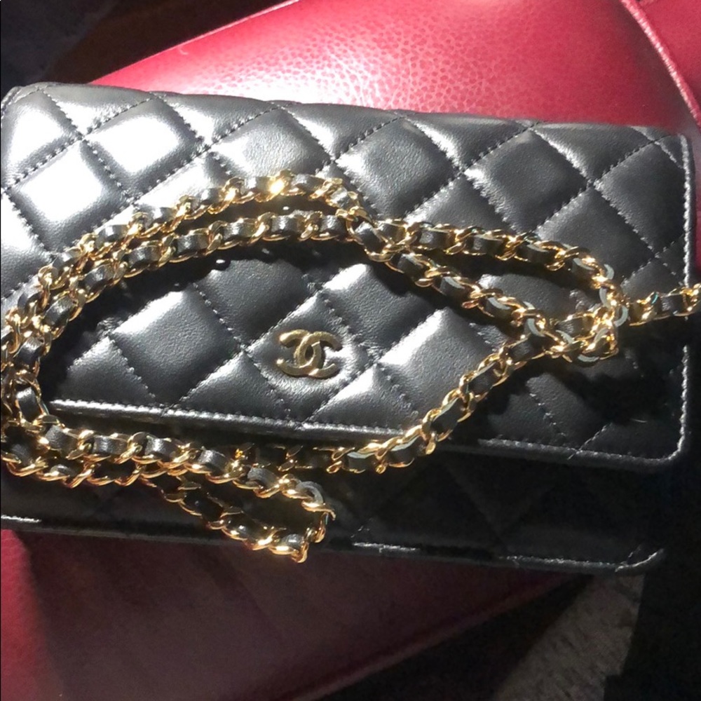CHANEL WOC - Picture 8 of 16